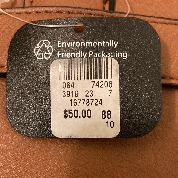 Faux leather brown lock satchel - Picture 5 of 10